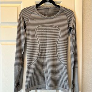 Lululemon Swiftly Tech Long Sleeve Crew Striped Heathered Slate Gray Size 6